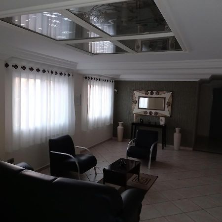 Otimo Apartamento Condominio Frente A Praia Mongaguá エクステリア 写真