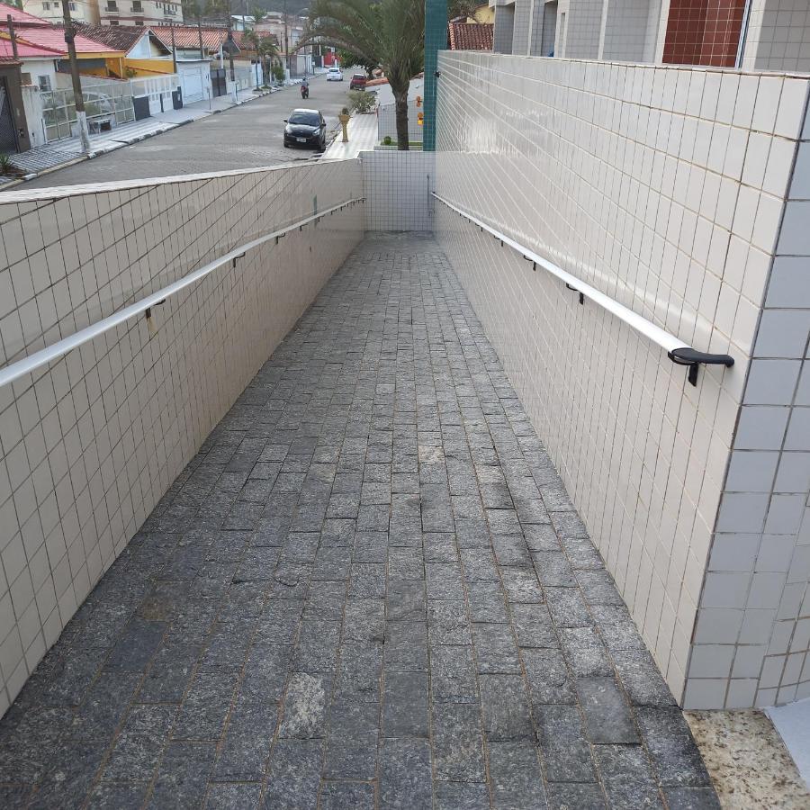 Otimo Apartamento Condominio Frente A Praia Mongaguá エクステリア 写真